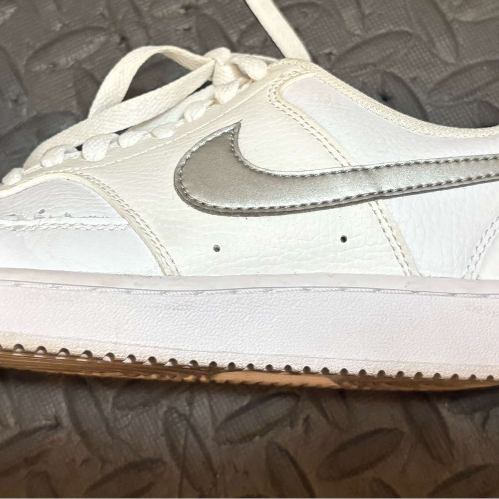 Nike White and Gray Athletic Shoes - Picture 2 of 4